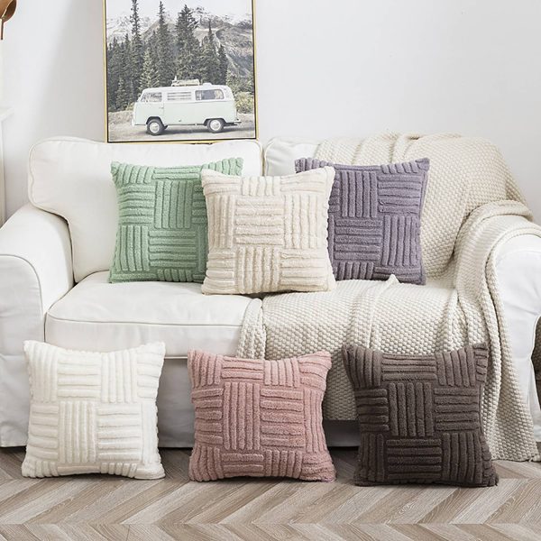 High-Quality Knitted Flannel Pillow Enhances Sofa Comfort - Image 7