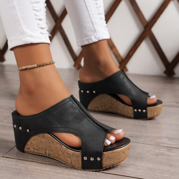 Womens Solid Hue Platform Sandals