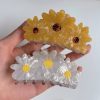 Daisy minimalist hair clip Hairpin