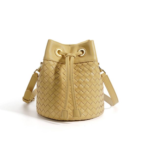Genuine Leather Innovative drawstring cross-body bag - Image 3