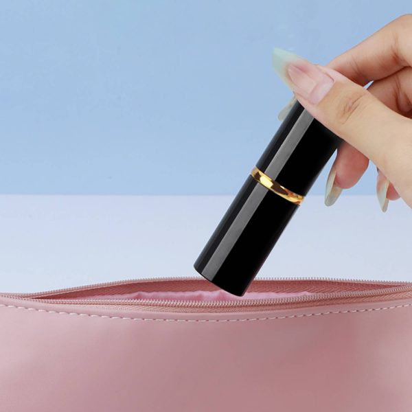Portable & Easy-To-Use Makeup Brushes - Image 5