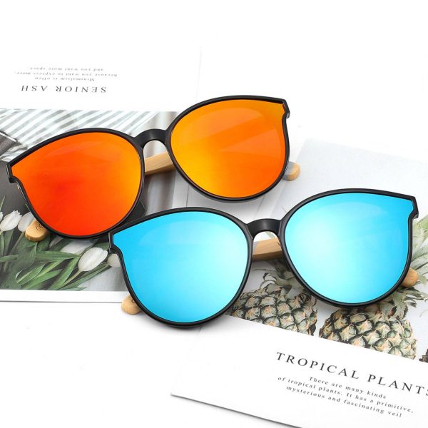 Unisex Bamboo leg sunglasses - Image 2