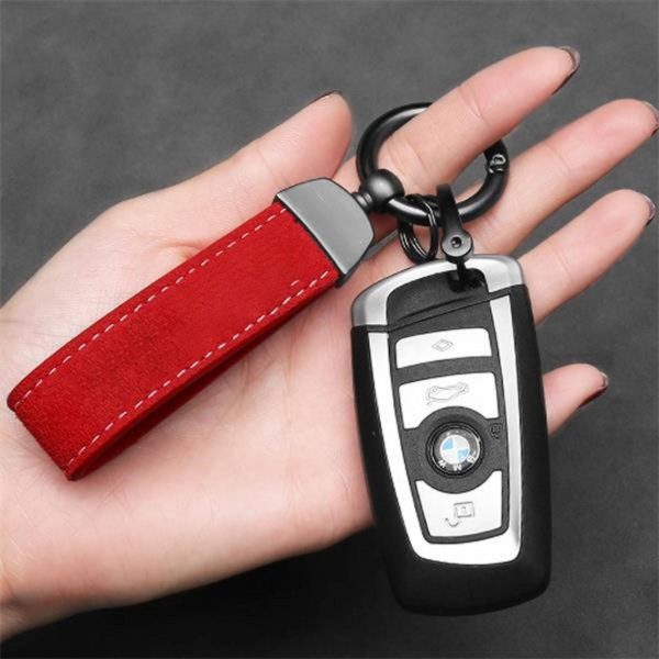 Universal Rotatable Leather Keychain - Image 3