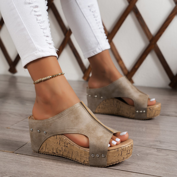 Womens Solid Hue Platform Sandals - Image 2