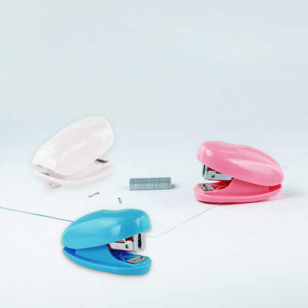 Portable Mini Plastic Stapler for Office School Use - Image 5
