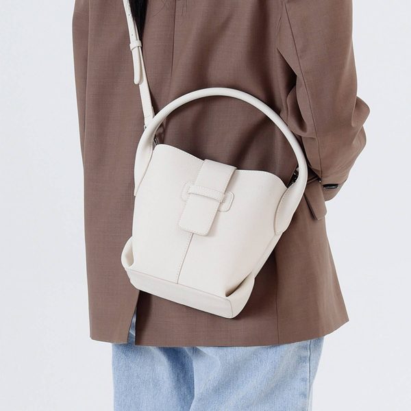 The Bucket PU Bag for Women - Image 2
