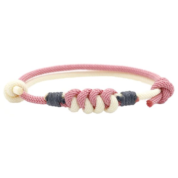 Weaving diamond knot friendship bracelet - Image 4