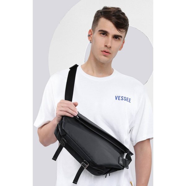 Polyester Casual waterproof cross-body chest bag - Image 3