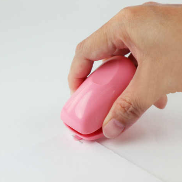Portable Mini Plastic Stapler for Office School Use - Image 6