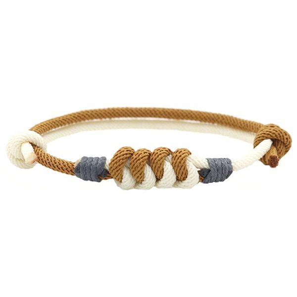 Weaving diamond knot friendship bracelet - Image 5