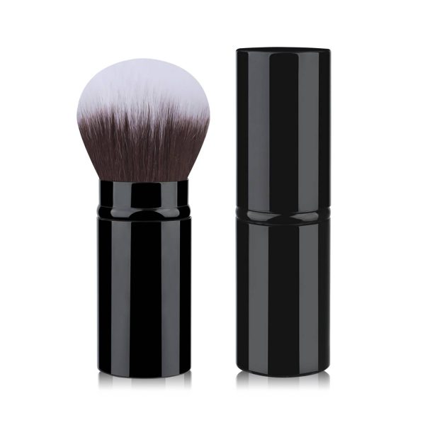 Portable & Easy-To-Use Makeup Brushes - Image 3