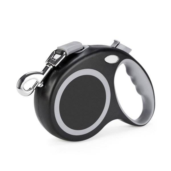 Stretching dog leash