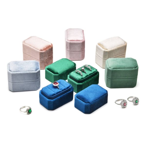 Compatc Portable Soft Velvet Ring Box w/ Large Capacity - Image 8