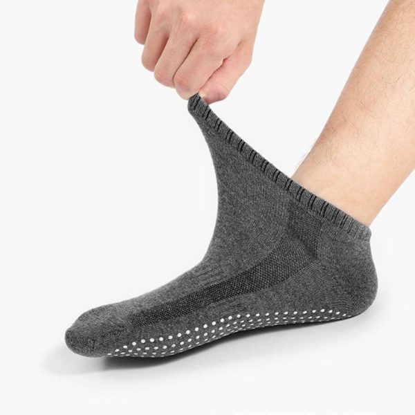 Breathable Wear-Resistant Silicone Grip Cotton Fitness Socks - Image 8