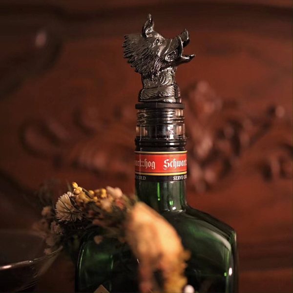 Alloy European style pig head wine dispenser - Image 6