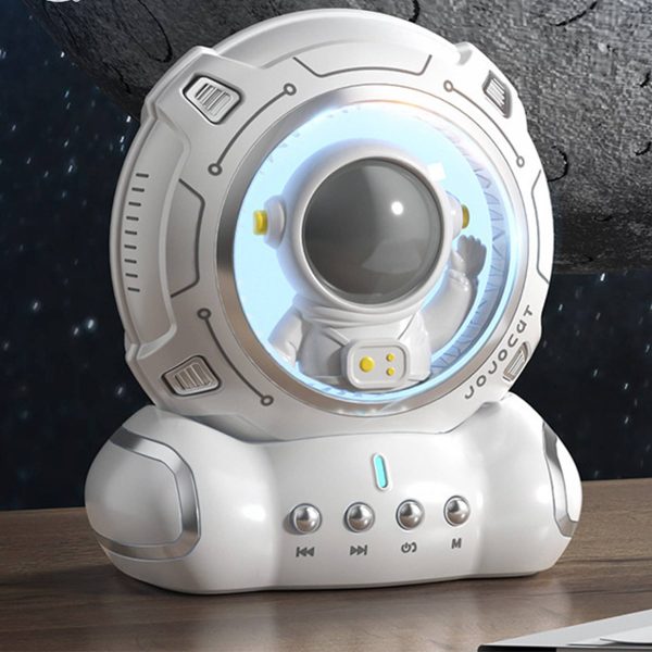 Astronaut Bluetooth speaker - Image 4