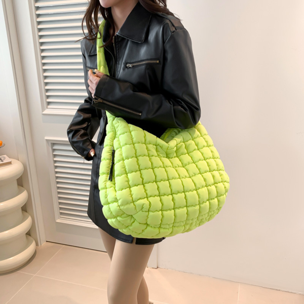 Candy Color Wrinkle Tote Bag - Image 3
